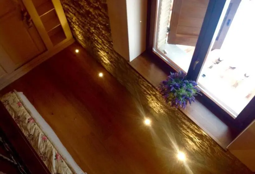 １ベッドルームドゥプレックスアパートメント, Bed&breakfast La Badia