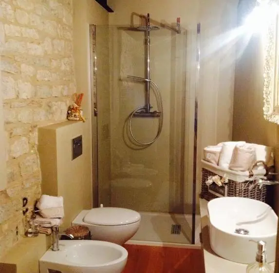 １ベッドルームドゥプレックスアパートメント, Bed&breakfast La Badia