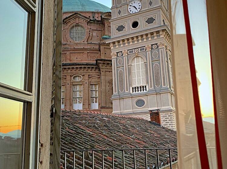 Четырехместный Номер Классик, Casa Regina Montis Regalis