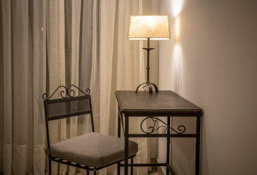 Standaard Driepersoonskamer, Del Ingenio