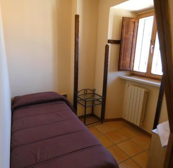 חדר סטנדרט נוף להרים, Dimora Fresilia Casa Vacanze