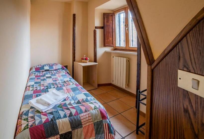 Номер Стандарт Трехместный, Dimora Fresilia Casa Vacanze