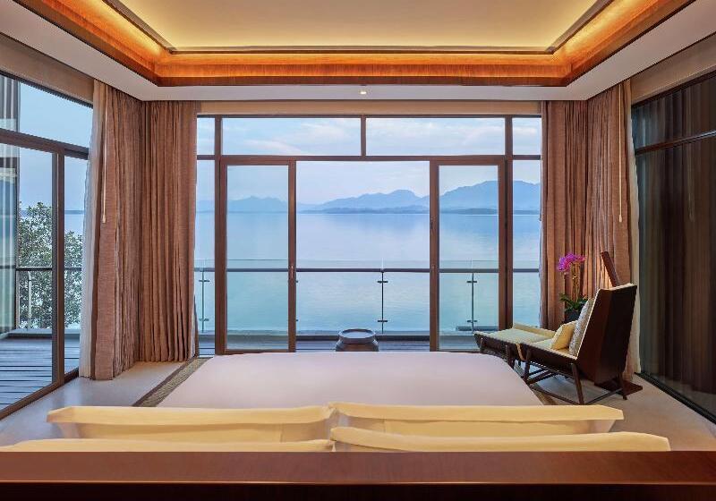 デラックスビラの１ベッドルーム, Lushan West Sea Resort, Curio Collection By Hilton