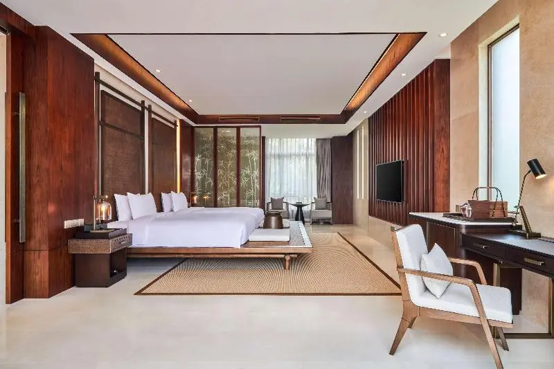 デラックスルーム, Lushan West Sea Resort, Curio Collection By Hilton