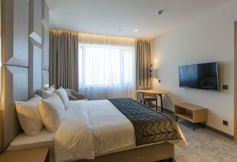 آپارتمان 1 خوابه, Mona Plaza