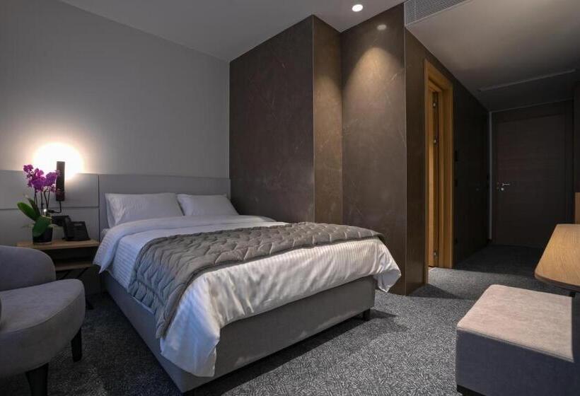 اتاق استاندارد یک نفره, Mona Plaza