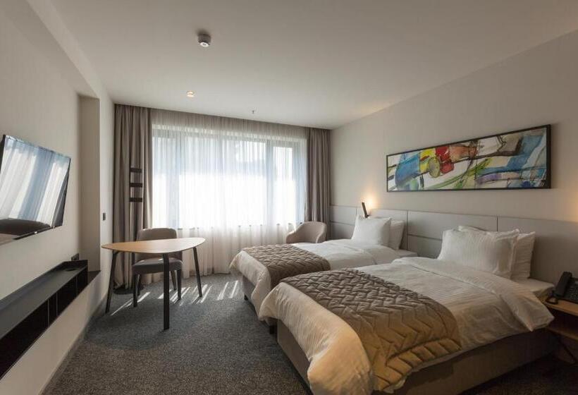 اتاق سوپریور, Mona Plaza