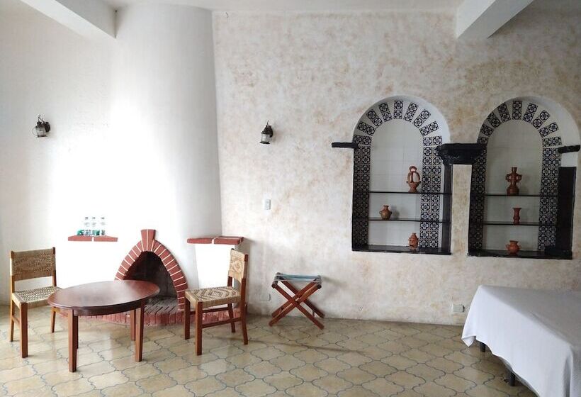 اتاق خانوادگی, Tzanjuyu Bay