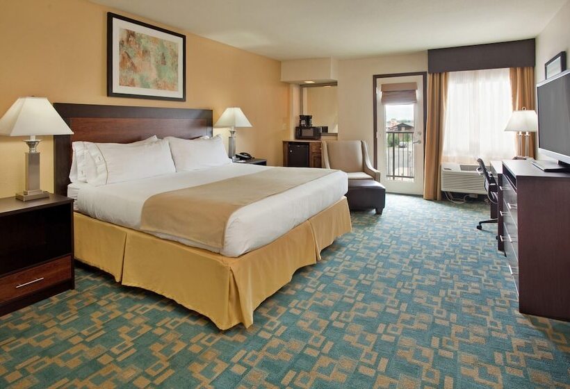 스탠다드 룸, Holiday Inn Express Hotel & Suites Branson 76 Central, An Ihg