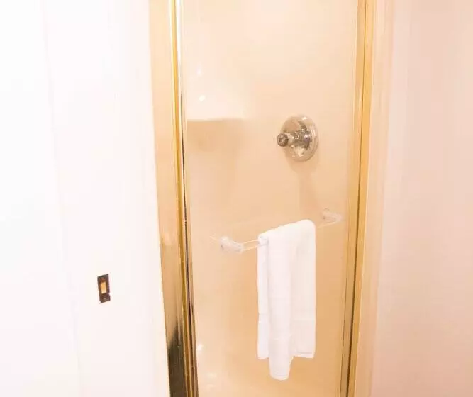 2ダブルベッドのスタンダードルーム, Econo Lodge