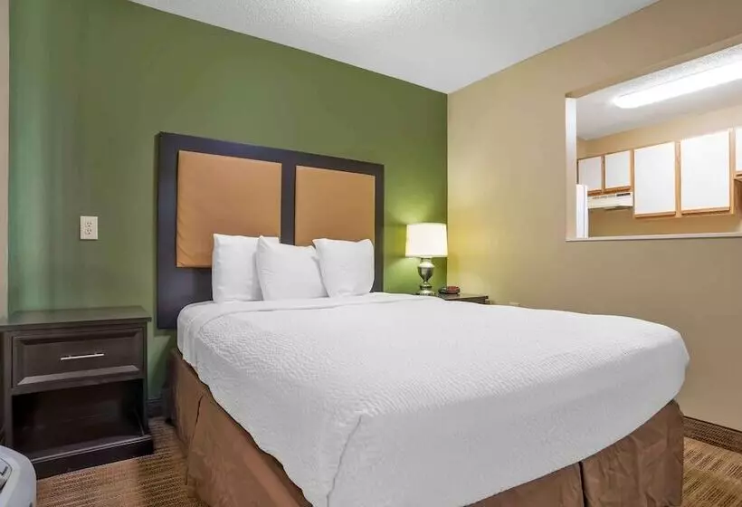 デラックススタジオ, Extended Stay America Select Suites  Birmingham  Inverness