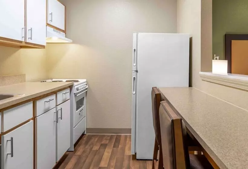 استودیوی استاندارد, Extended Stay America Suites  Fort Worth  Fossil Creek