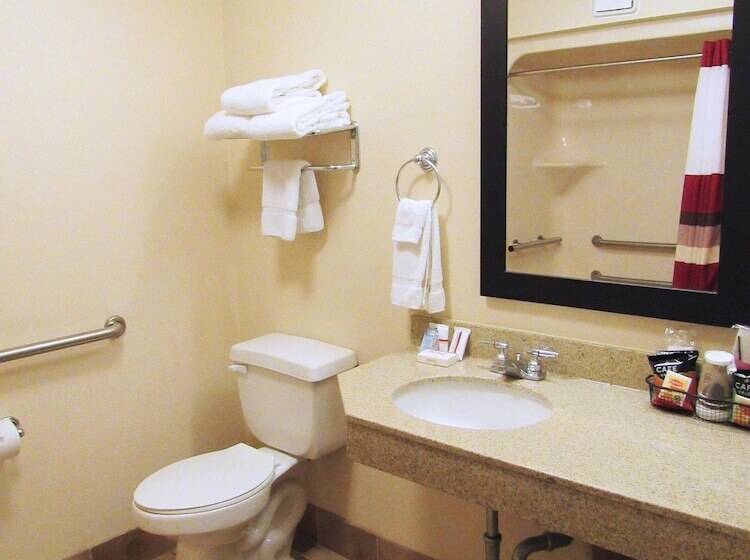 غرفة ديلوكس لذوى الاحتياجات الخاصة, Red Roof Inn Fargo  I94/ Medical Center