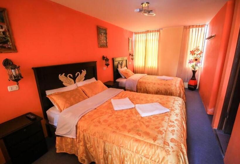 اتاق استاندارد, Rumi Wasi