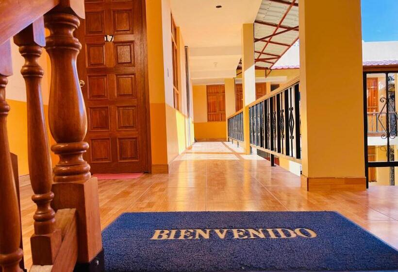 اتاق لوکس, Rumi Wasi