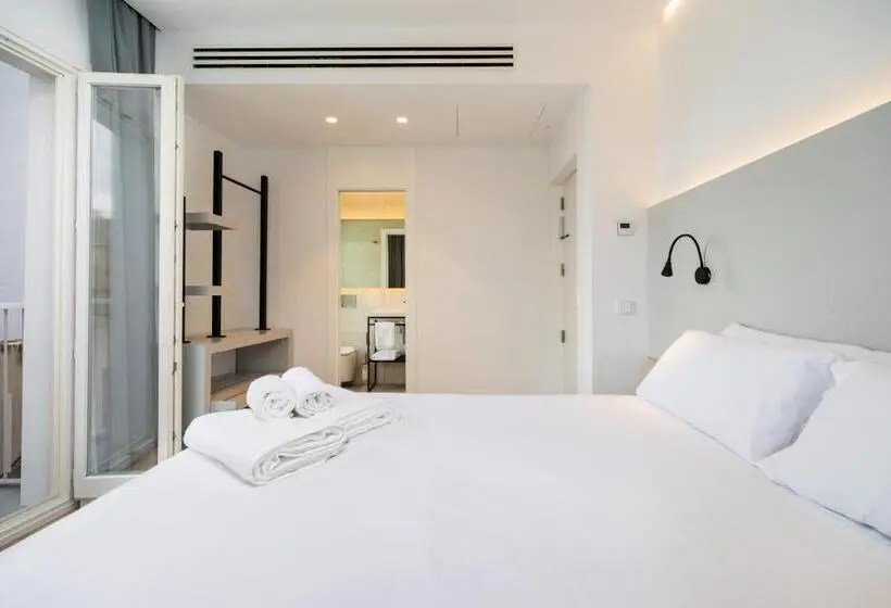 Deluxe Room with Balcony