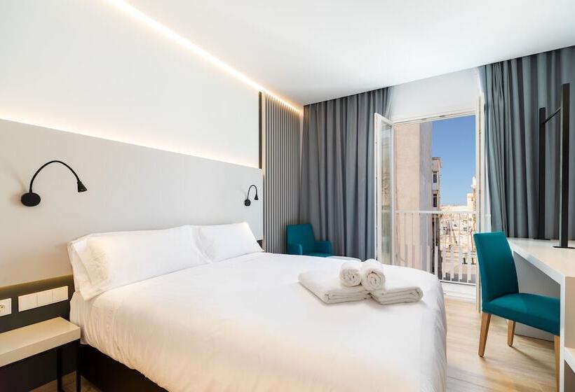 Quarto Deluxe com Sacada, Dormos