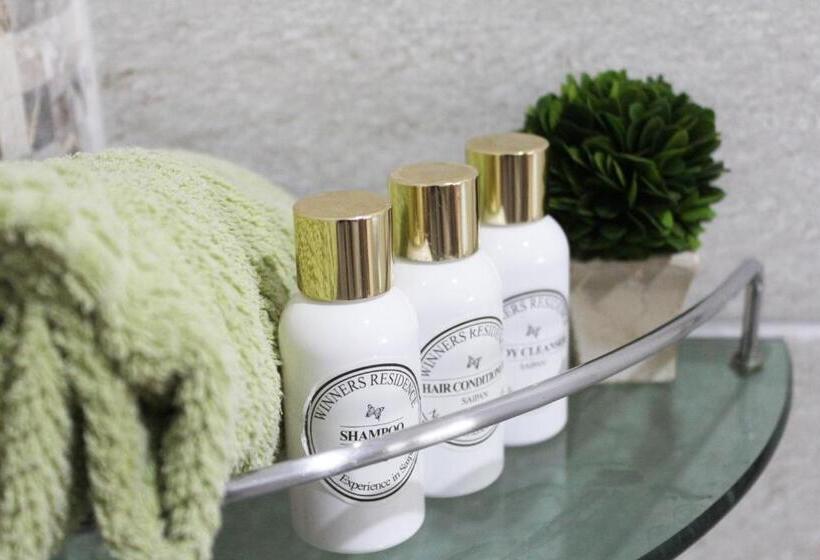 اتاق استاندارد سه نفره, Winners Residence