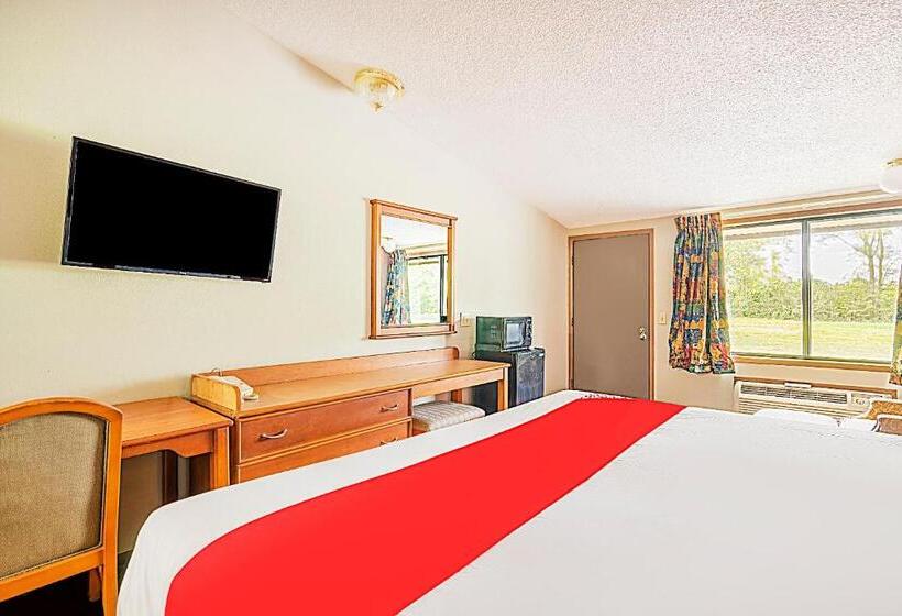 キングサイズベッドのスタンダードルーム, Oyo Hotel Daleville Al Hwy 84