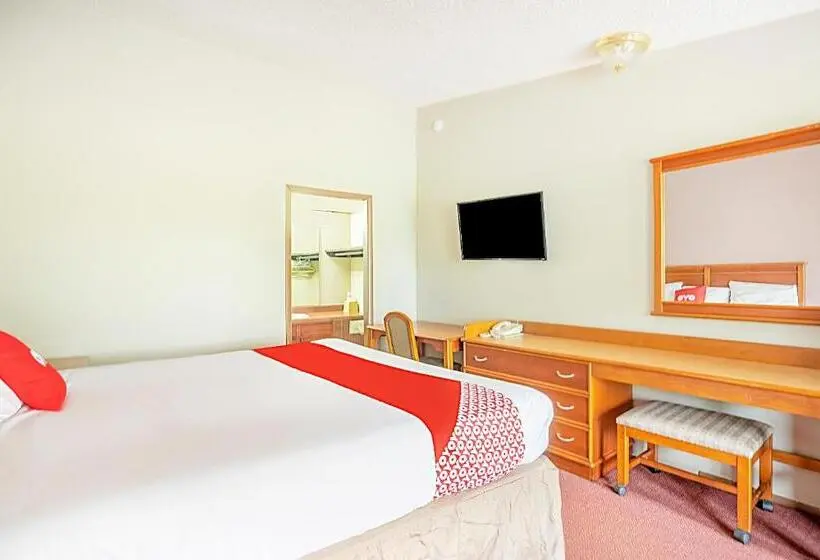 キングサイズベッドのスタンダードルーム, Oyo Hotel Daleville Al Hwy 84