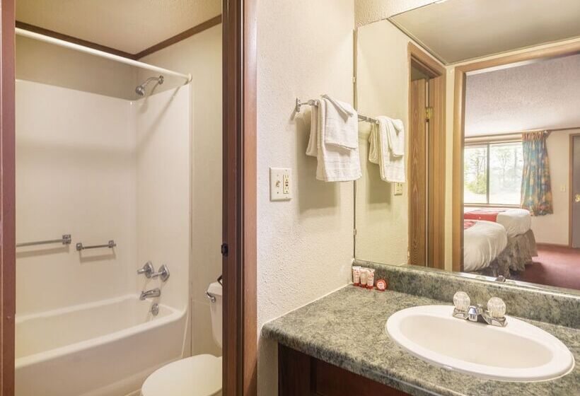 ２ダブルベッドのスタンダードルーム, Oyo Hotel Daleville Al Hwy 84