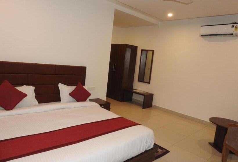 اتاق سوپریور, Aakash Residency