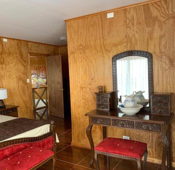 اتاق استاندارد با تخت بزرگ, Teanehi Bed & Breakfast