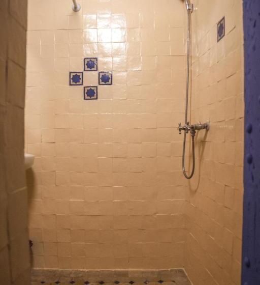 اتاق اکونومی, Dar Merzoga