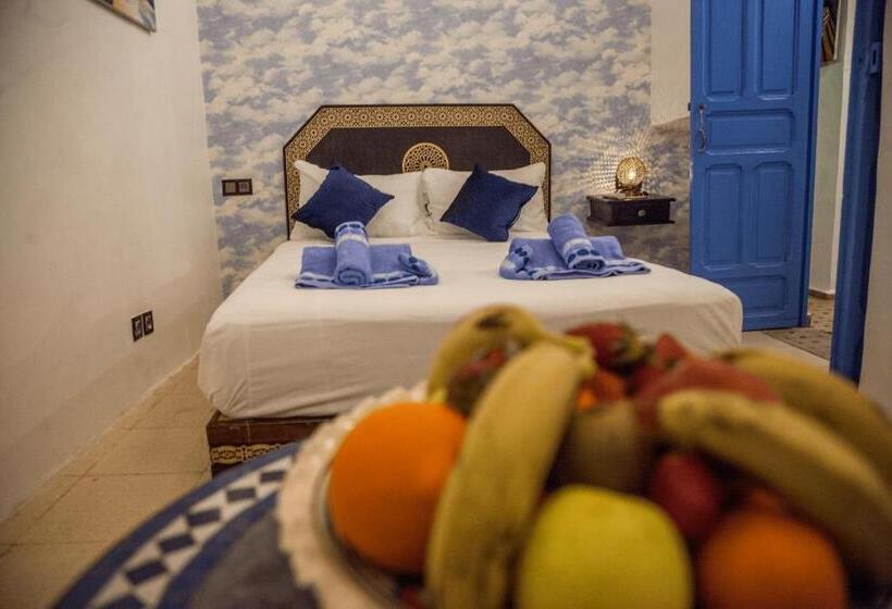 اتاق اکونومی, Dar Merzoga