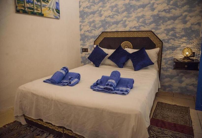 اتاق اکونومی, Dar Merzoga