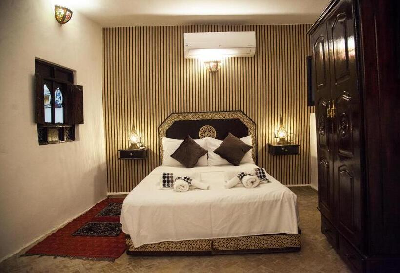 سوییت خانوادگی, Dar Merzoga