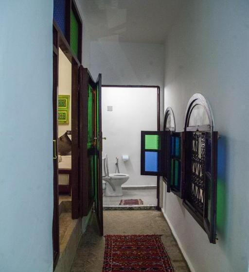 سوییت خانوادگی, Dar Merzoga