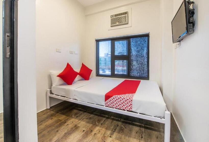 غرفة إقتصادية, Oyo 563 Mytown New York