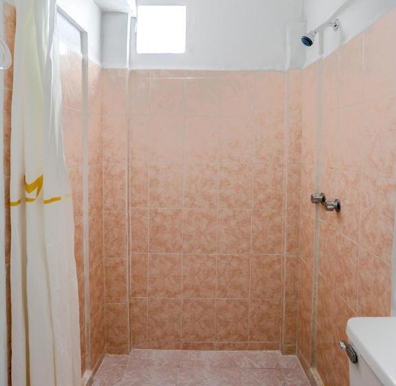 غرفة قياسية, Oyo  Cristal