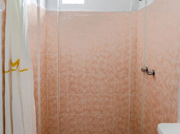 غرفة قياسية, Oyo  Cristal