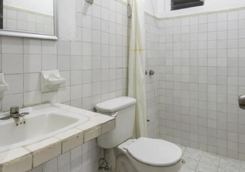 غرفة قياسية, Oyo  Cristal