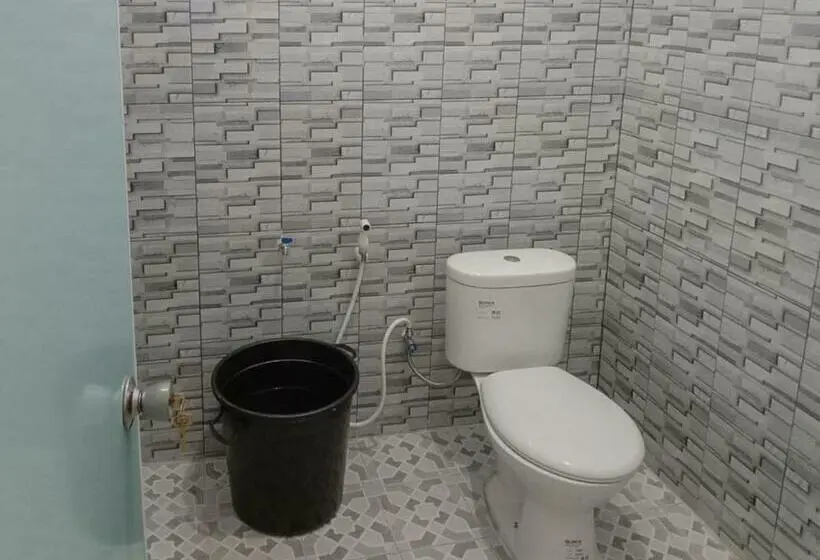 Standard-huone, Zulfina Homestay Syariah Mitra Reddoorz