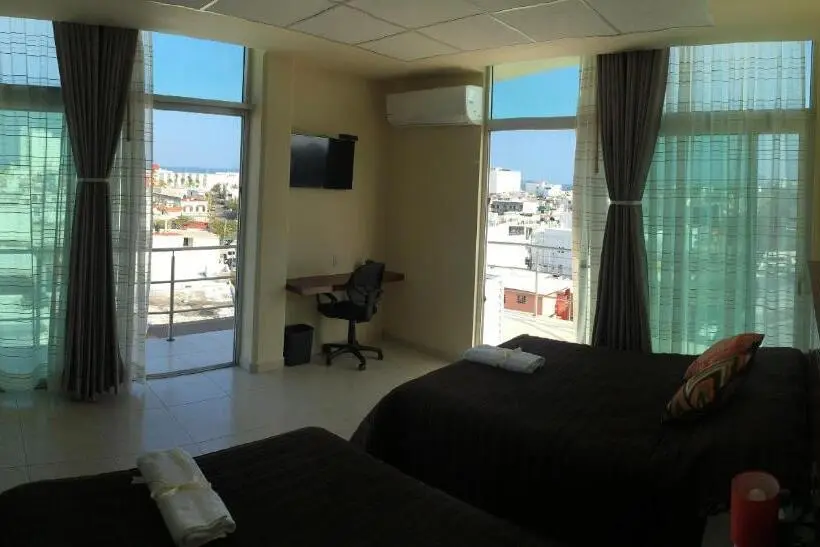 اتاق استاندارد چهار تخته, Harbour Inn   Veracruz