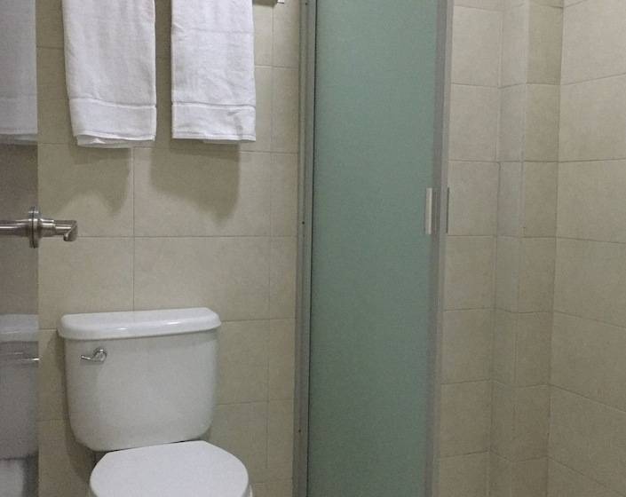 4인용 스탠다드 룸, Harbour Inn   Veracruz