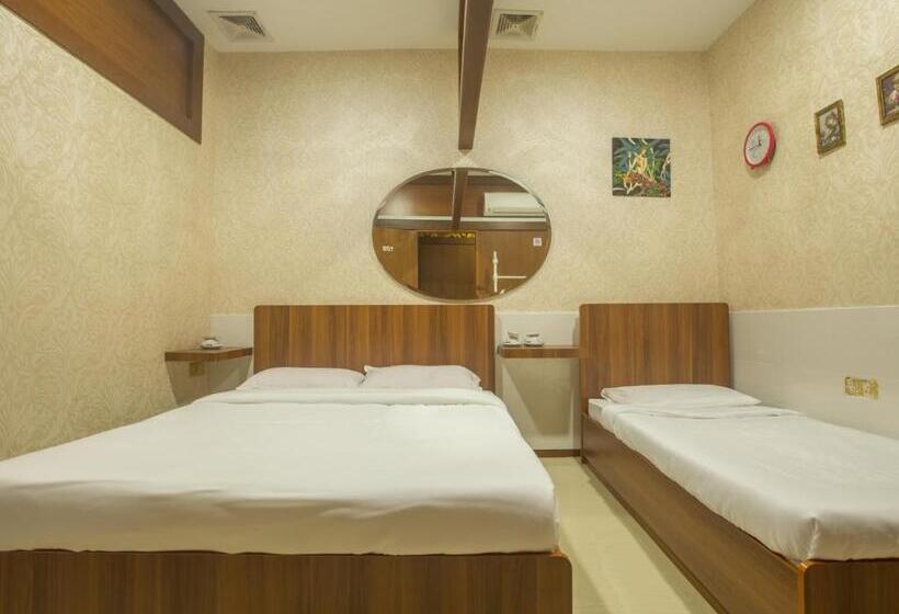 غرفة قياسية ثلاثية, Spot On 89858 Rebecca S Homes