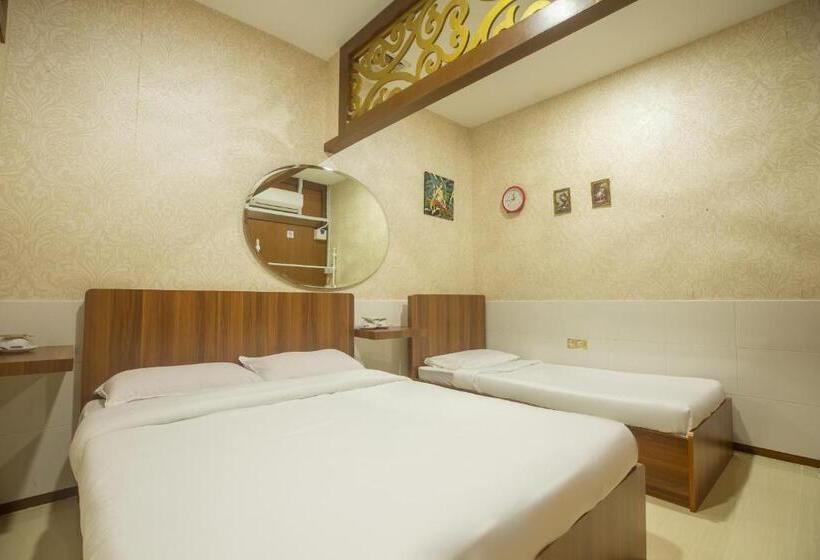 غرفة قياسية ثلاثية, Spot On 89858 Rebecca S Homes