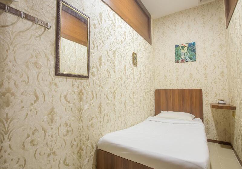 غرفة قياسية فردية, Spot On 89858 Rebecca S Homes