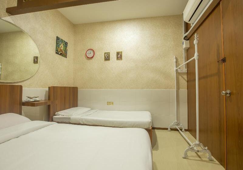 غرفة قياسية ثلاثية, Spot On 89858 Rebecca S Homes