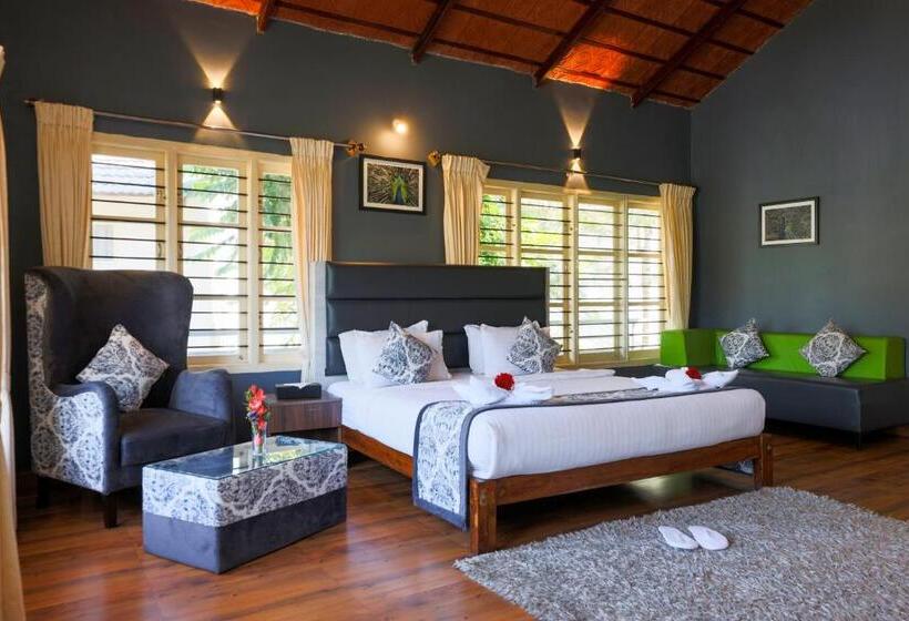 带大床的标准间, The Blossom Resort, Chikmagalur
