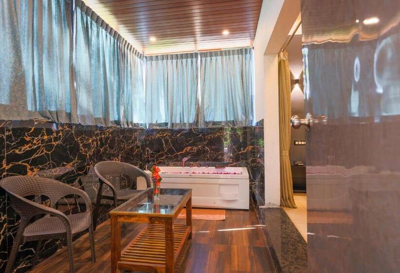 استودیوی سوپریور, The Blossom Resort, Chikmagalur