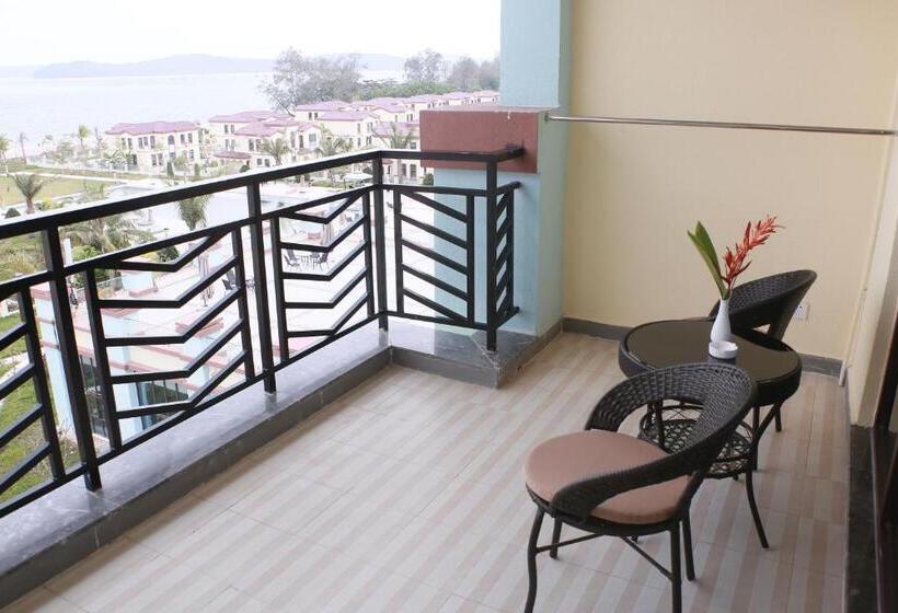 발코니 디럭스 룸, Sealong Bay Zhongqi Conifer Hotel 海龙湾中启康年酒店