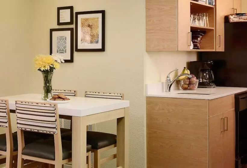 سوئیت 2 خوابه, Sonesta Es Suites Princeton