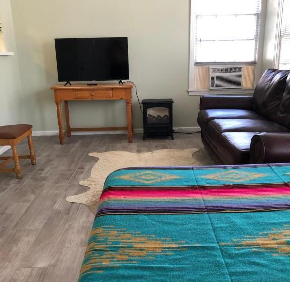 침실 1개 디럭스 아파트, Sunset Inn And Suites