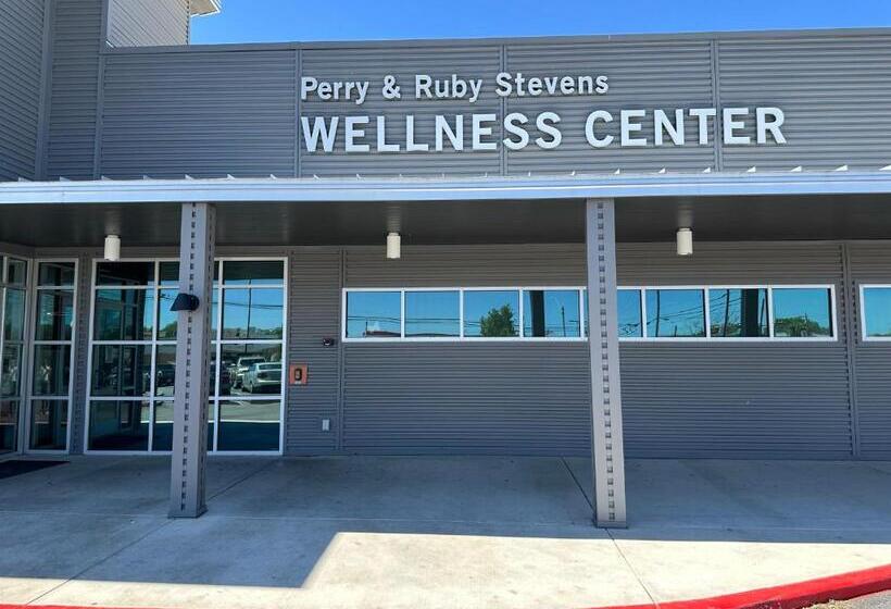 스탠다드 스튜디오 킹침대, Sunset Inn And Suites