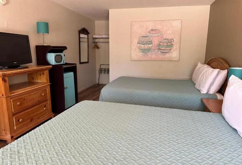 Номер Стандарт, Sunset Inn And Suites